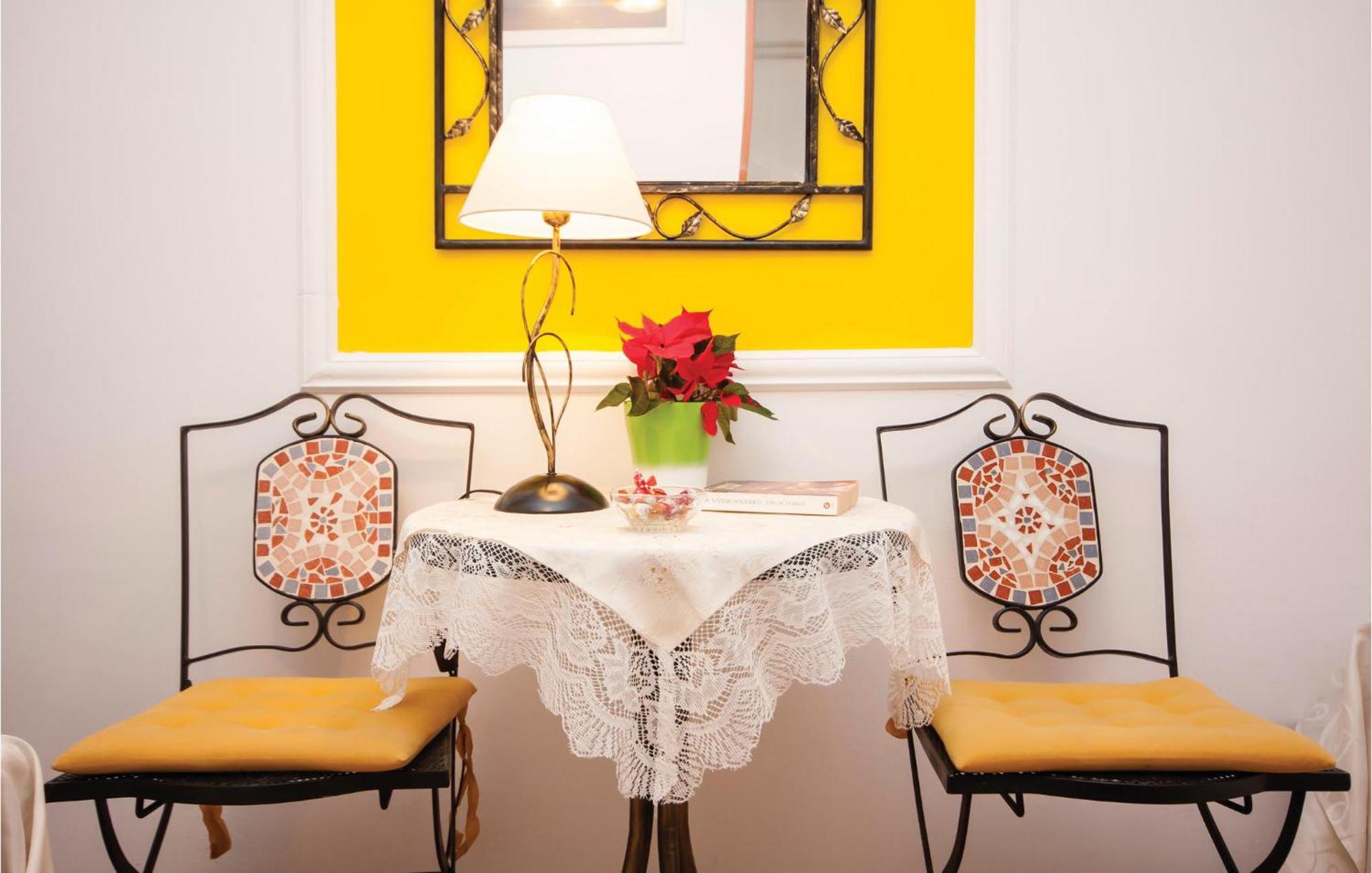Cozy Apartment In Brodarica With Wifi Esterno foto